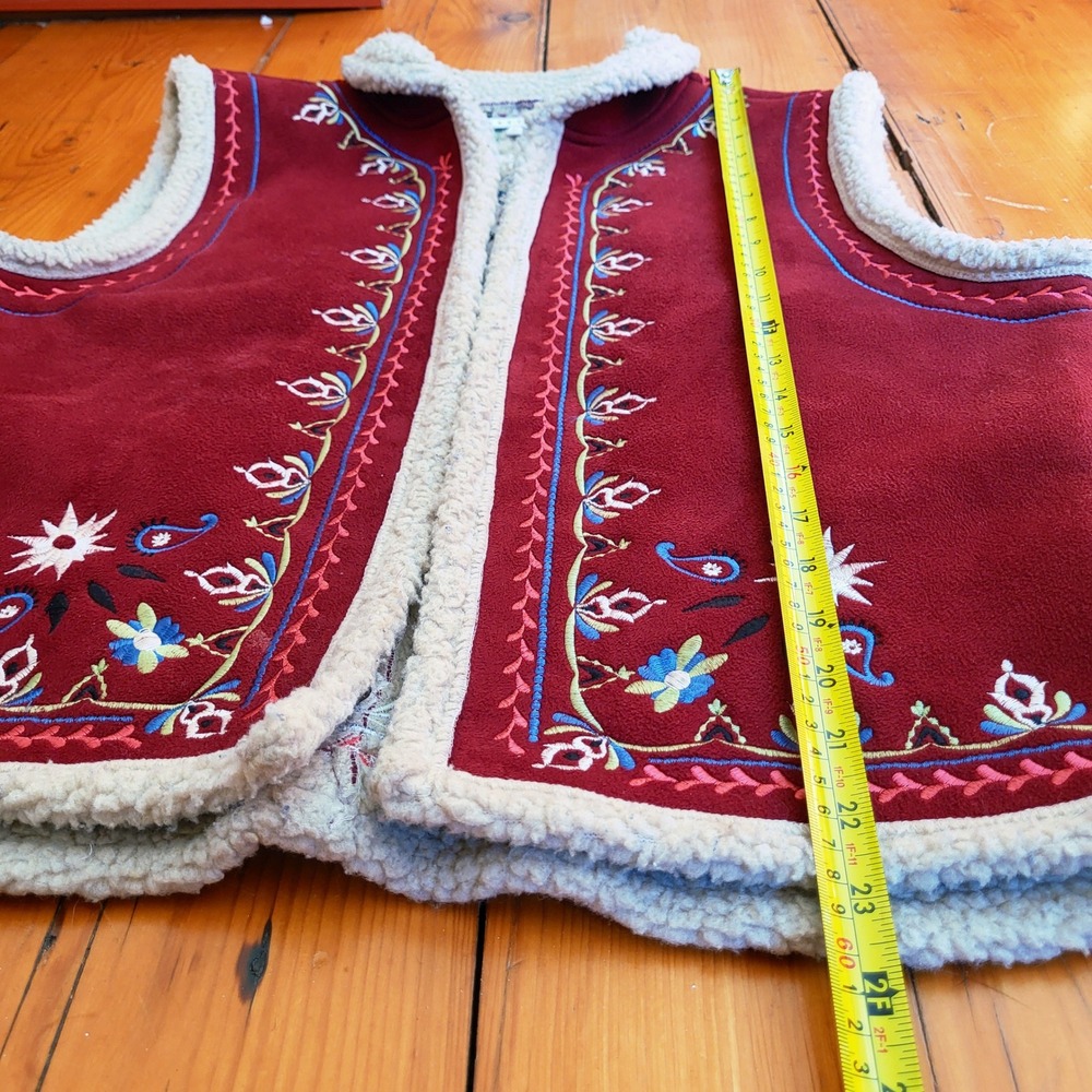 Vintage Red Embroidered Sherpa Vest Boho Hippie Festival Size XL - Picture 4 of 16